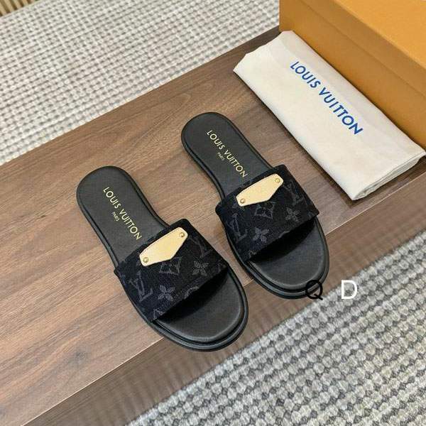 Picture of Louis Vuitton Slippers _SKULVsz35-40GDT0403469
